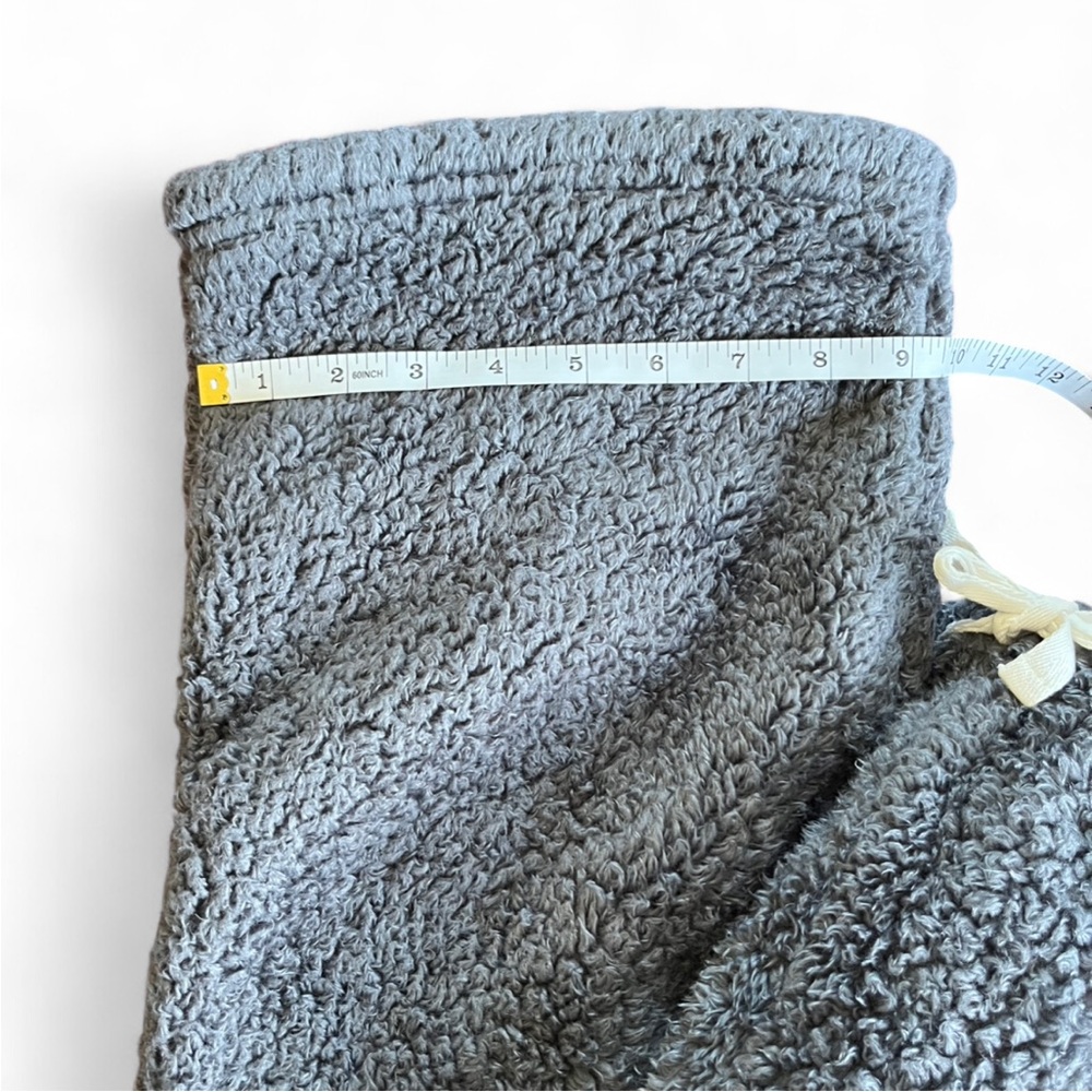 Plush, Warm, Cozy Gray Fleece Elastic Waist Pajama Pants with Pockets - Picture 8 of 10
